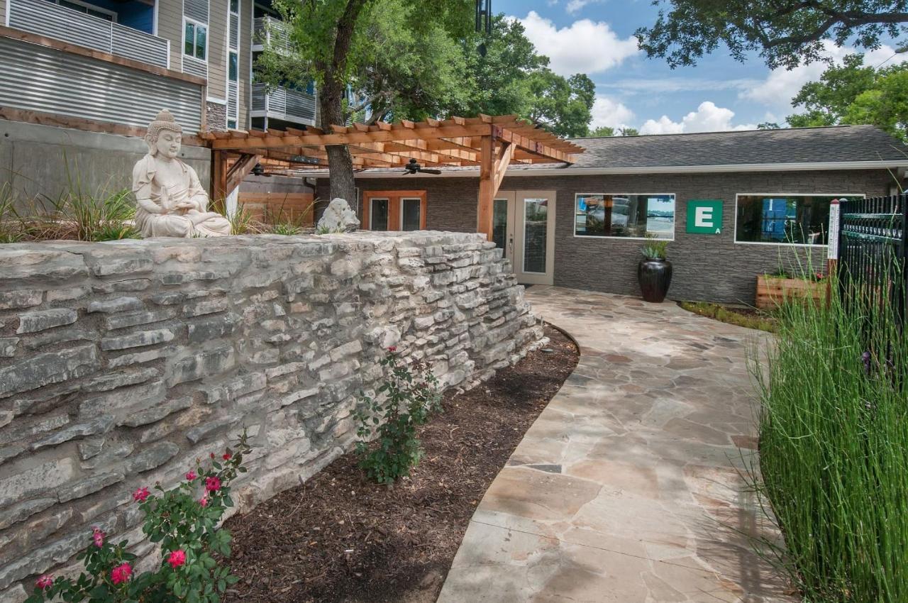 Efficiency 2Br King Bed Suites Next To Downtown Austin Kültér fotó